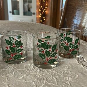 Gorgeous Vintage - 3 Bartlett Collins Holly & Berry